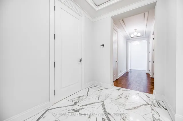 Additional image 37 of 206 Bloor St Unit 801