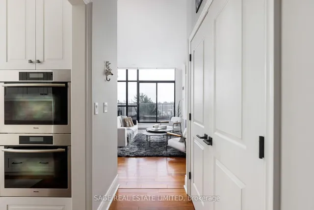 Additional image 5 of 25 Earlington Ave Unit PH613