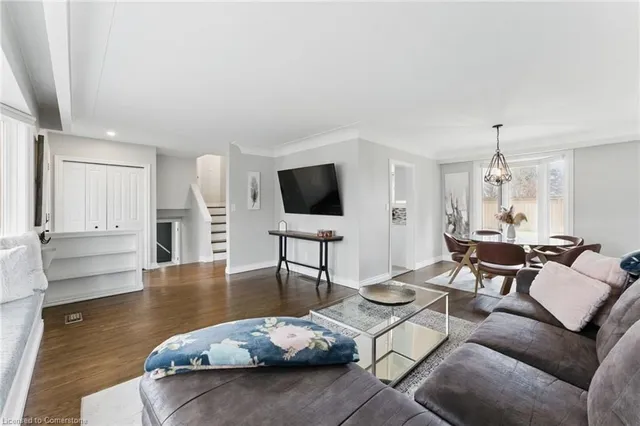 Additional image 8 of 160 Council Cres