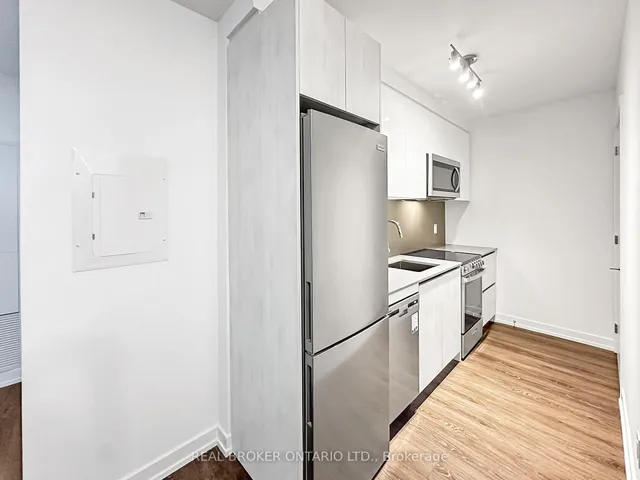 Additional image 7 of 3100 Keele St Unit 443