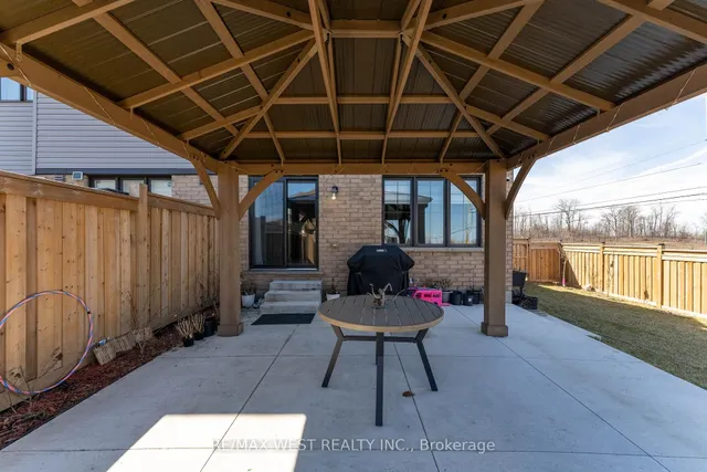 Additional image 44 of 2 Scarletwood St