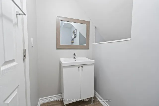 Additional image 42 of 834 Merritt Dr