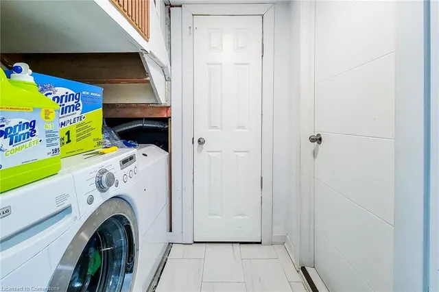 Additional image 32 of 698 Upper Sherman Ave