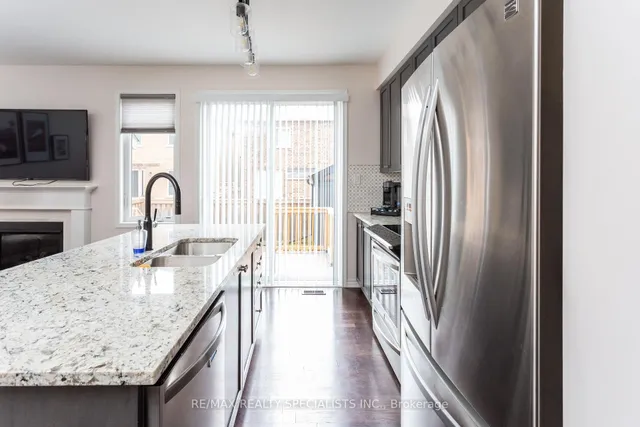 Additional image 10 of 458 Etheridge Ave