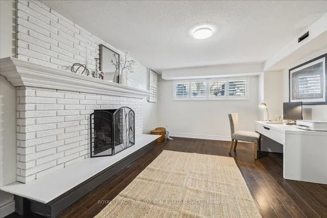 Additional image 19 of 692 Catalina Cres