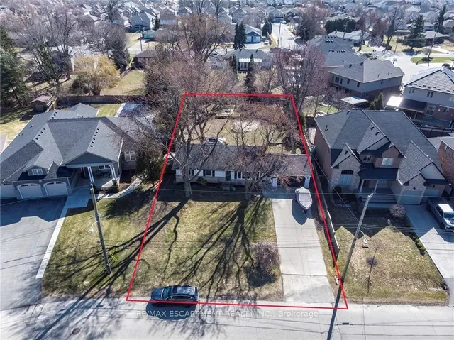 Additional image 26 of 63 Seneca Ave