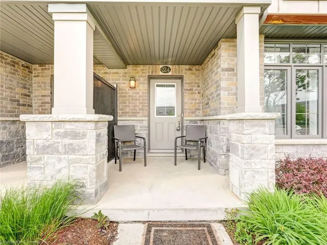 Additional image 7 of 224 Thomas Slee Dr