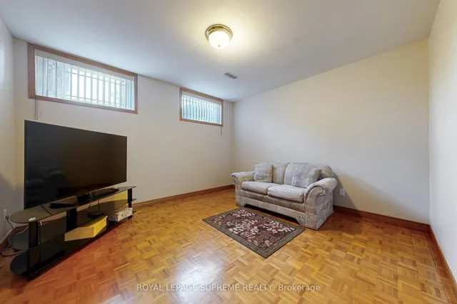 Additional image 41 of 10 Freeman Rd