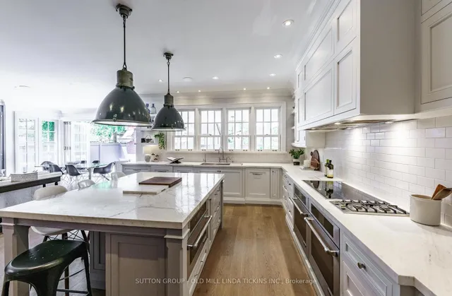 Additional image 8 of 14 Queen Anne Rd