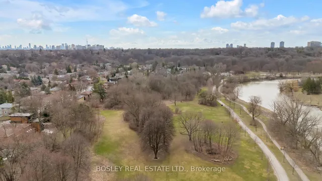 Additional image 39 of 25 Warren Cres