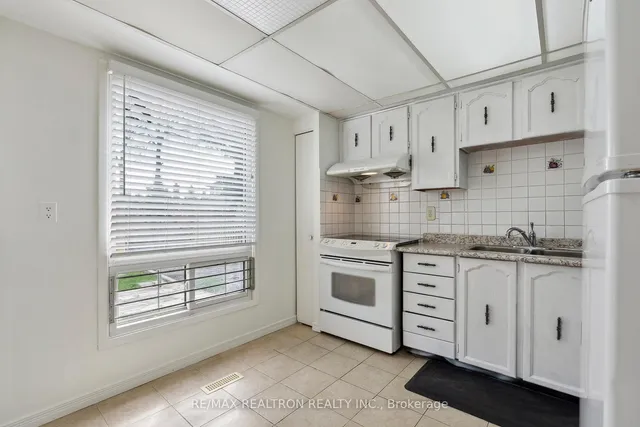 Additional image 18 of 89 Port Royal Tr