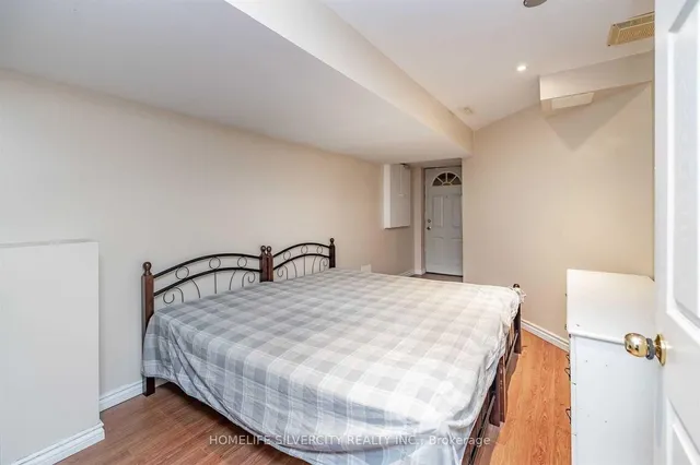 Additional image 35 of 39 Summerdale Cres