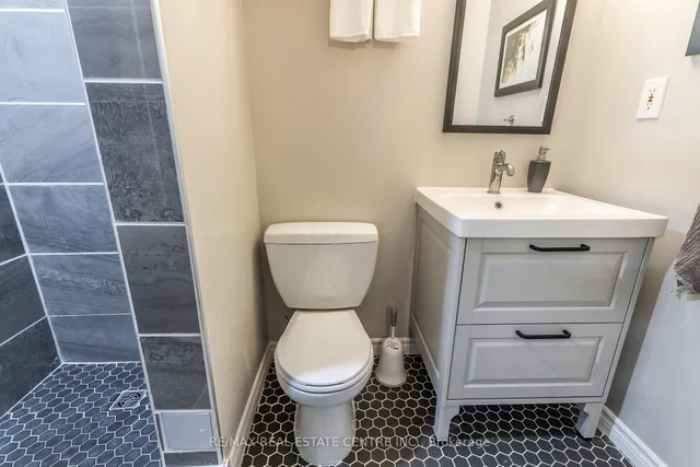 Additional image 24 of 105 Anne Blvd