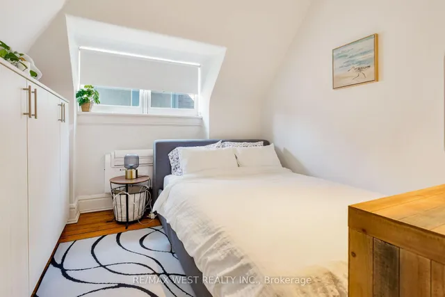 Additional image 37 of 17 Melbourne Ave