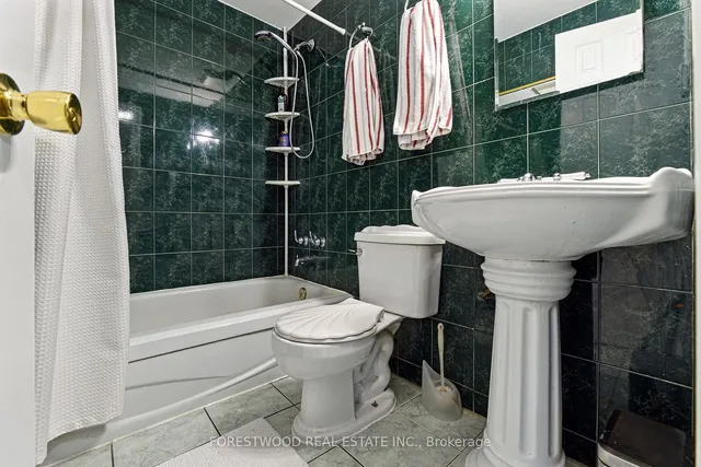 Additional image 18 of 1221 Dundix Rd Unit 72