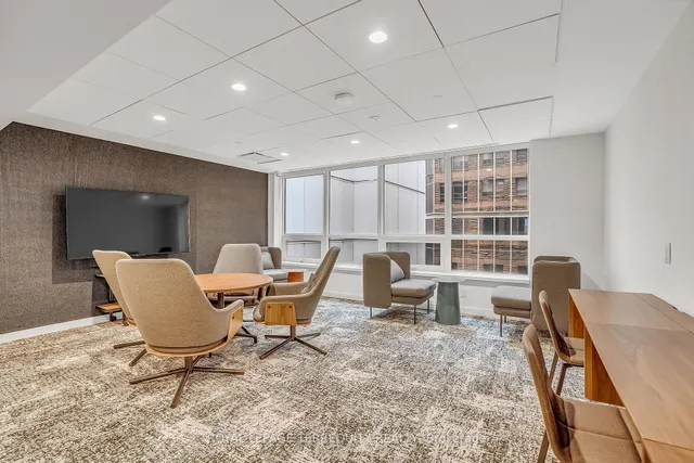 Additional image 29 of 71 Simcoe St Unit 2103