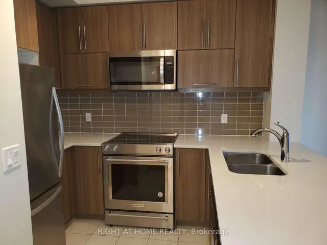 Additional image 10 of 39 Annie Craig Dr Unit 803