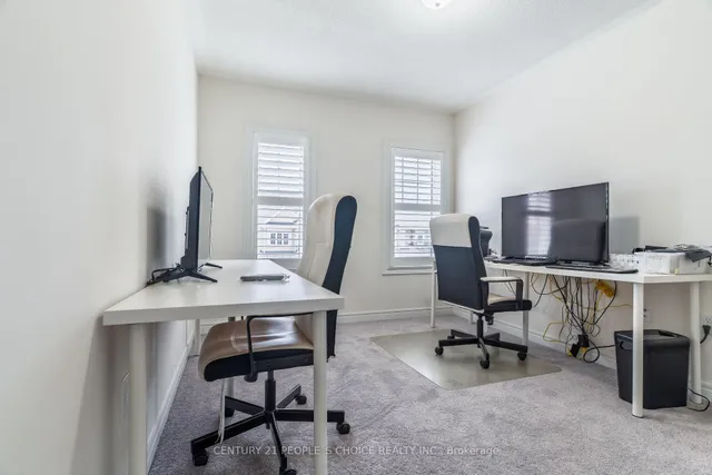 Additional image 29 of 61 Finegan Circ