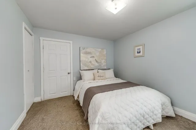 Additional image 23 of 706 West 5th St