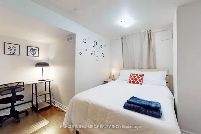 Additional image 34 of 2221 Ghent Ave