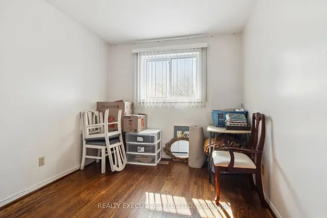 Additional image 13 of 10 Bemberg Crt