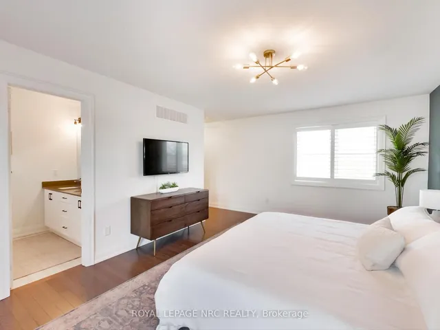 Additional image 39 of 2071 Ghent Ave Unit 2