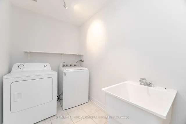 Additional image 30 of 961 Knotty Pine Grve