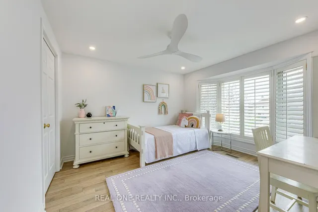 Additional image 30 of 2075 Banbury Cres