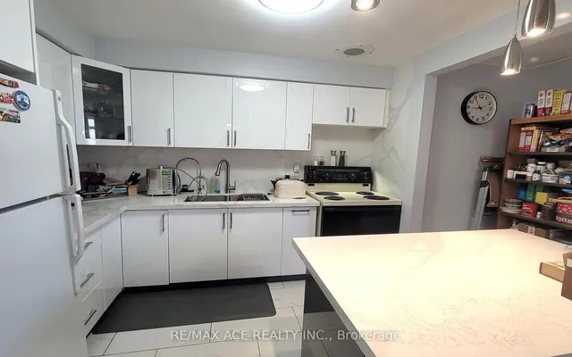 Additional image 24 of 825 Kennedy Rd Unit 506