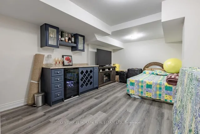 Additional image 35 of 47 Niceview Dr