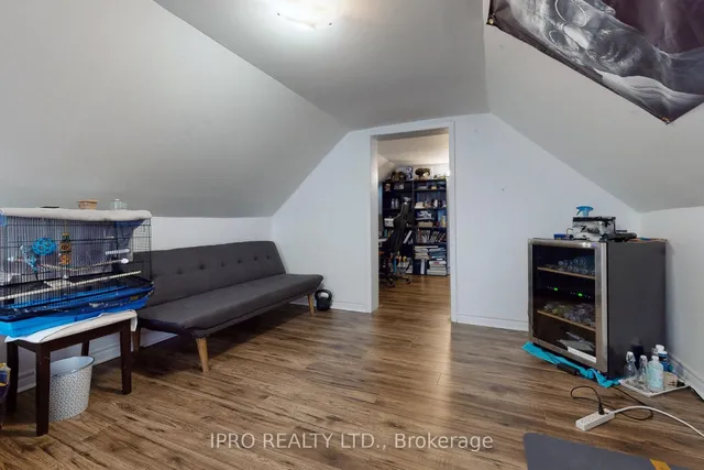 Additional image 17 of 86 Oak Park Ave