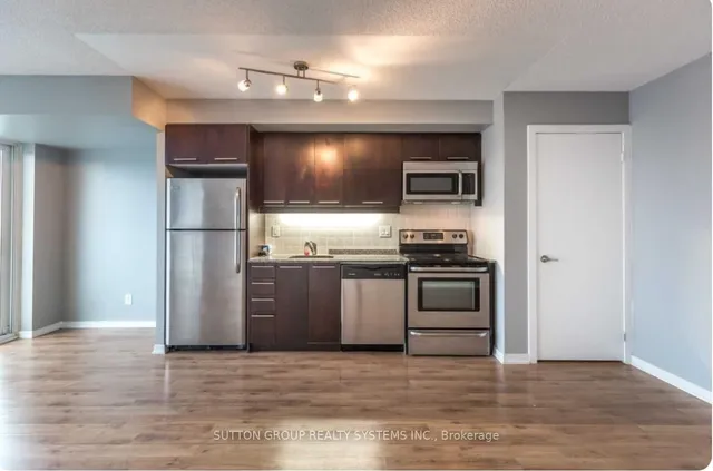 Additional image 4 of 38 Joe Shuster Way Unit 1529