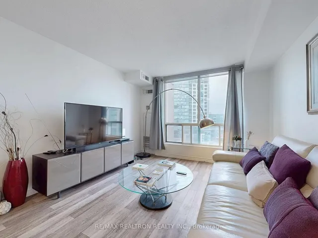 Additional image 10 of 101 Subway Cres Unit 912