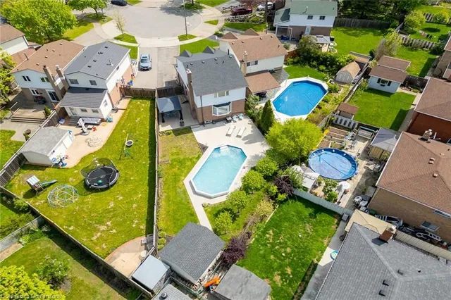 Additional image 42 of 64 Birchlawn Crt