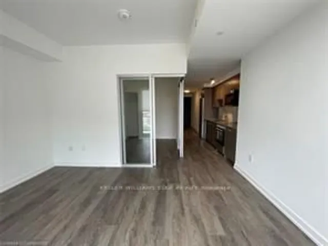 Additional image 10 of 15 Wellington St Unit 1105