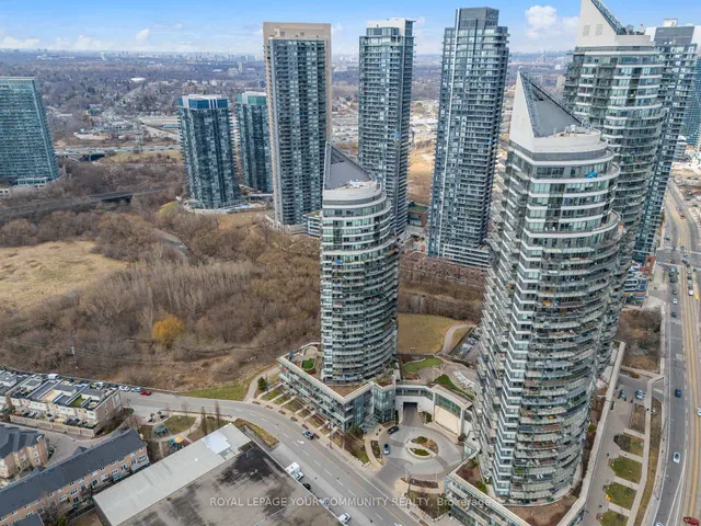 Additional image 3 of 15 Legion Rd Unit 2101