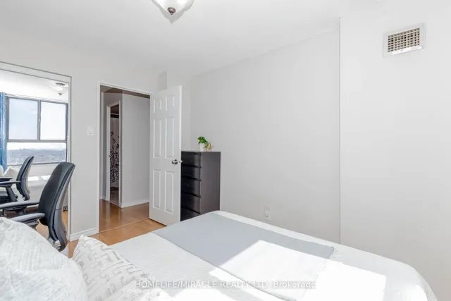 Additional image 39 of 2721 Victoria Park Ave Unit 1503