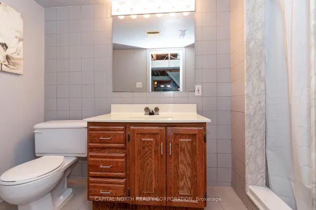 Additional image 32 of 8 Jubilee Cres