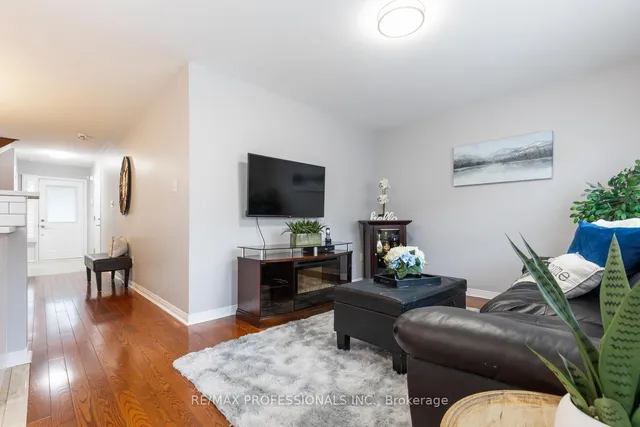 Additional image 9 of 1126 Kelly Gate