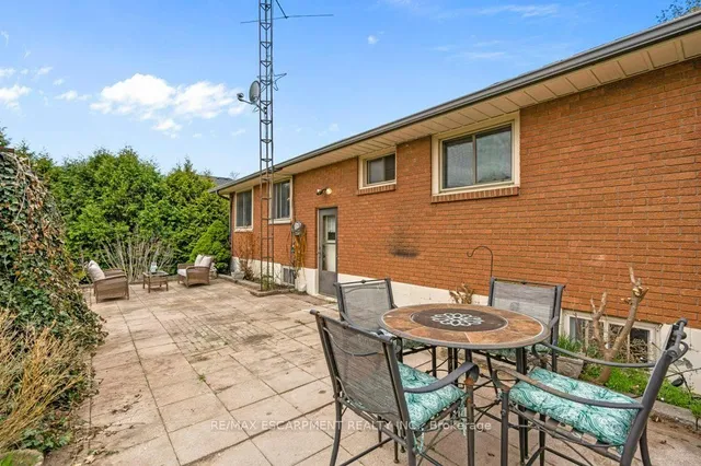 Additional image 32 of 630 Westview Ave