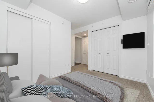 Additional image 24 of 155 Commonwealth St Unit 410