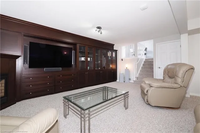 Additional image 35 of 211 Misty Crt