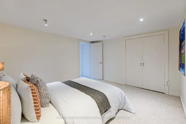 Additional image 40 of 10 Vermont Ave