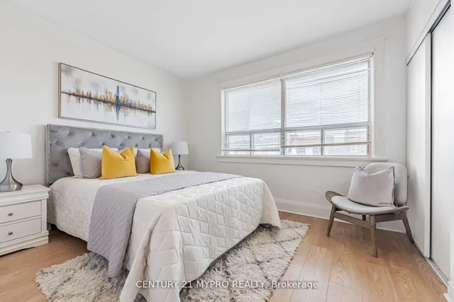 Additional image 18 of 1943 Dufferin St