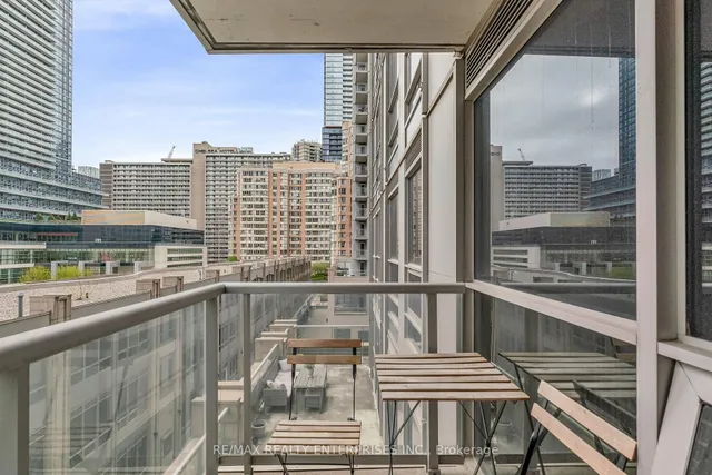 Additional image 28 of 763 Bay St Unit 404