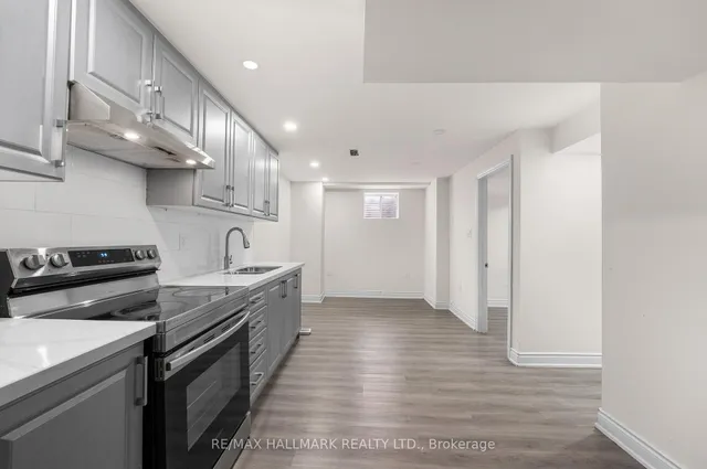 Additional image 19 of 134 Lemieux Crt