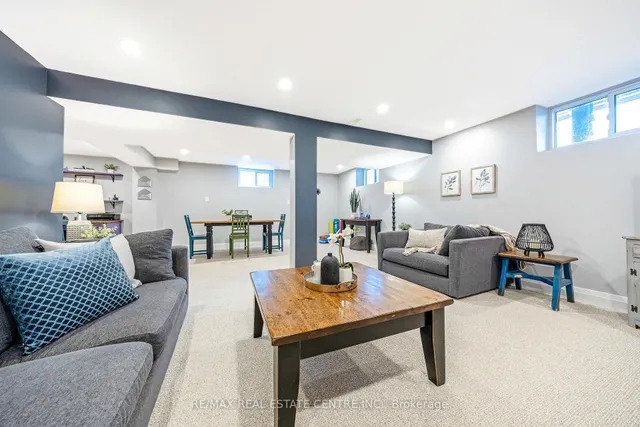 Additional image 34 of 390 Woodward Ave