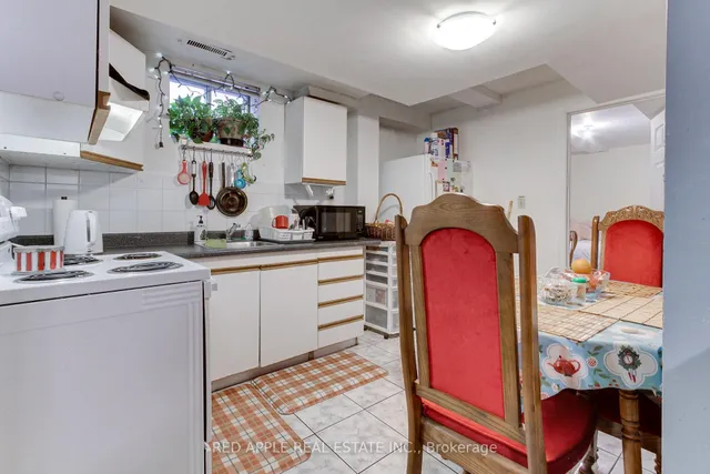 Additional image 30 of 26 Tumbleweed Tr