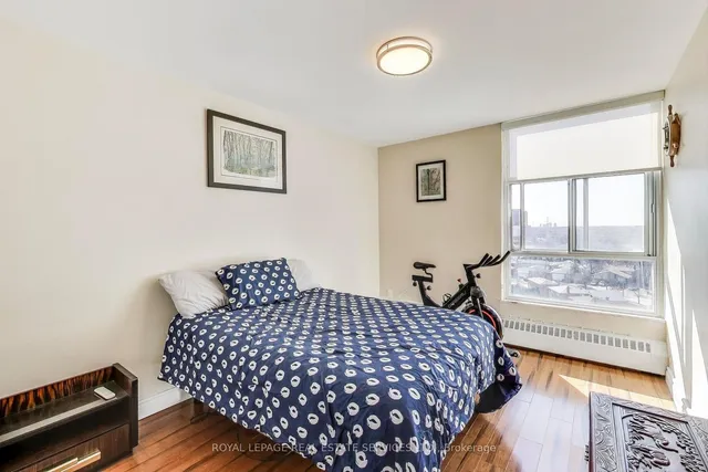 Additional image 20 of 44 Longbourne Dr Unit 1008