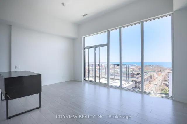 Additional image 3 of 270 Dufferin St Unit PH4